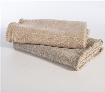 TWO SEATER SOFA THROW JENERIA 170X250 3