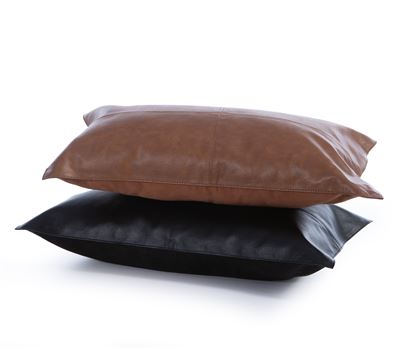 DECORATIVE CUSHION LETHAL 30X50 WITH LEATHER EFFECT