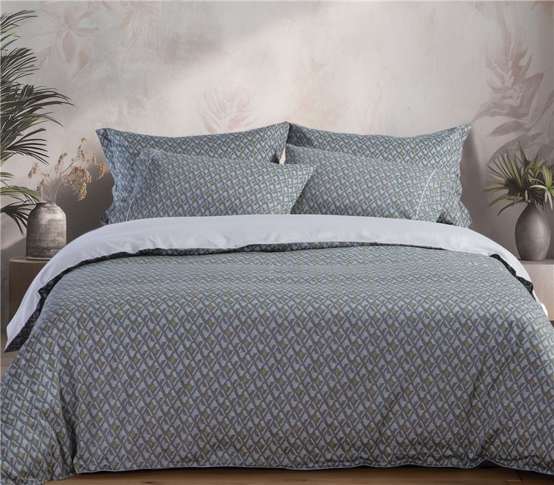QUEEN SIZE BEDSHEETS SET DOMINAT 240X270